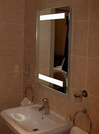 Duke Of Wellington Hotel Ridingmill Екстериор снимка