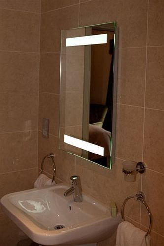 Duke Of Wellington Hotel Ridingmill Екстериор снимка